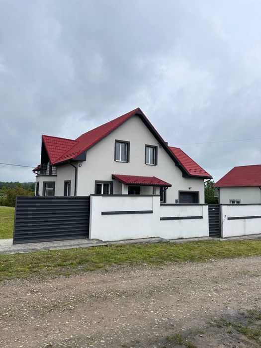 Продається будинок на 8 сотих  216 м² Калуське шосе