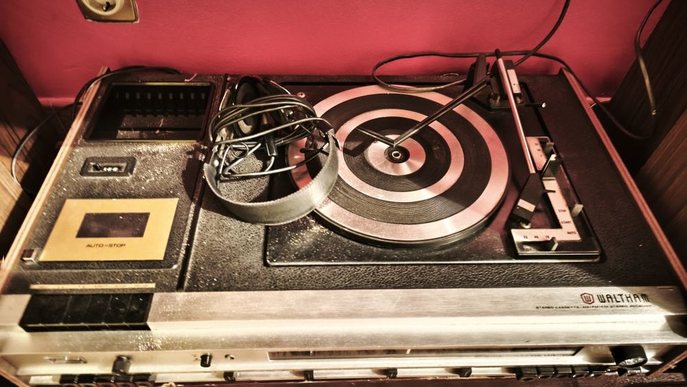 Leitor de disco e cassetes e radio WALTHAM