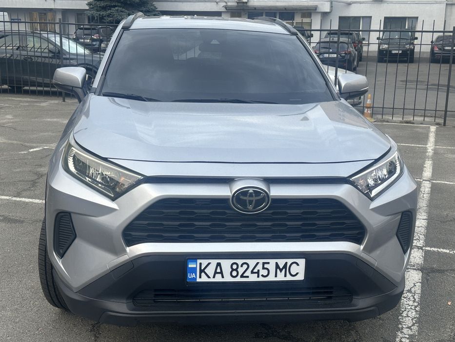 Продам Toyota Rav 4 2020 року
