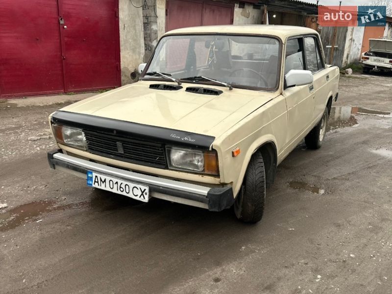 Ваз        2105
