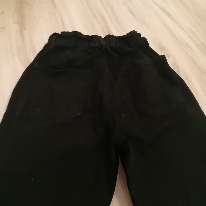 Czarne jeansy mom fit S/M 98% bawełna