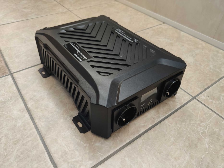 Інвертор  Datouboss  • 12v/1500Вт  •  12-24v/2300Вт