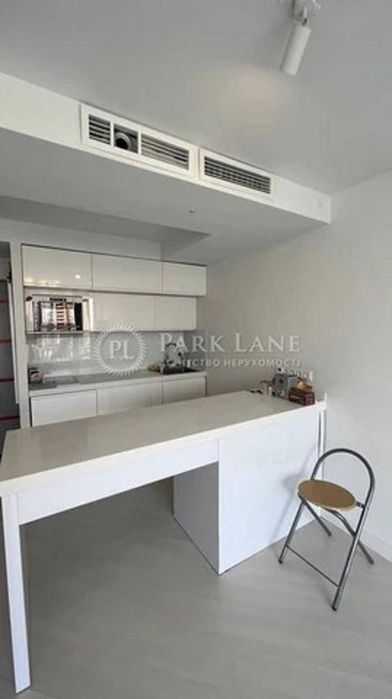 1 кімнатна  (євродвушка) на просп. Володимира Івасюка 9а