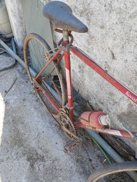 Bicicleta vintage para restauro