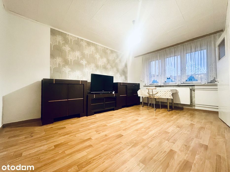 Mieszkanie na pierwszym piętrze z balkonem, zadbany budynek!
