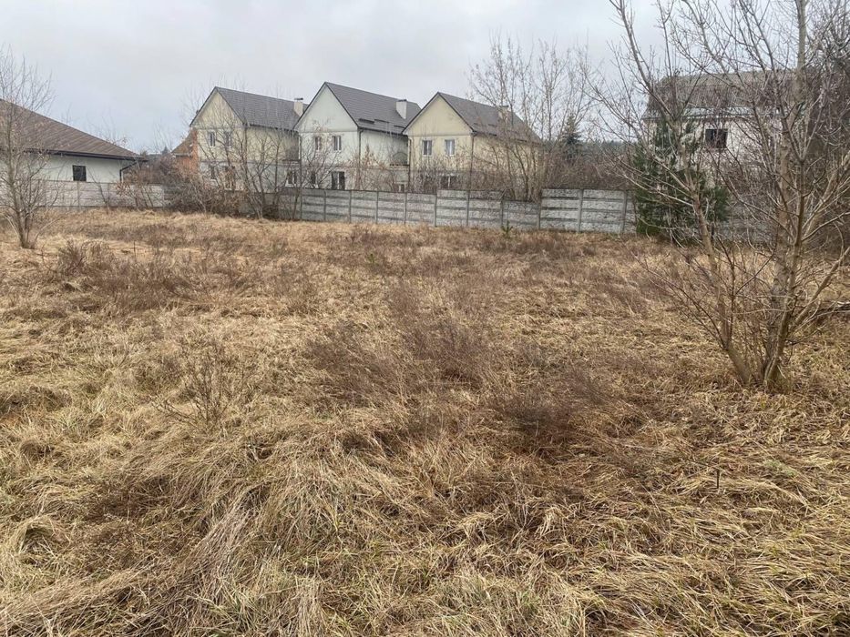 Продам земельну ділянку в Стоянці