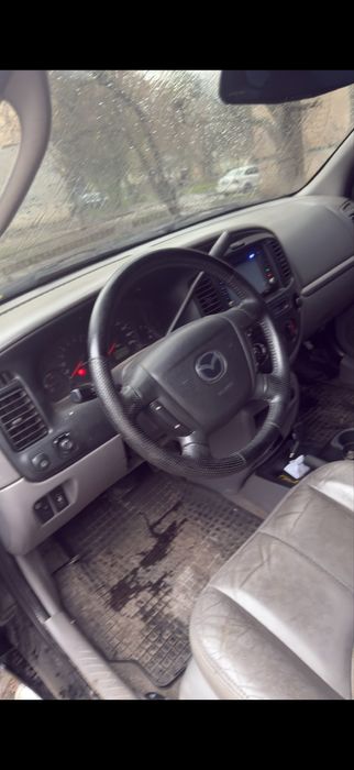 Mazda Tribute г/б