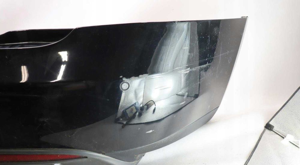 Tesla Model S бампер задній рест дорест