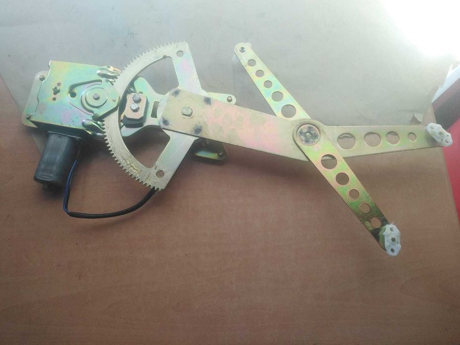 Elevador Elétrico 5 Portas NOVO Opel Corsa Frente Esquerdo 1993