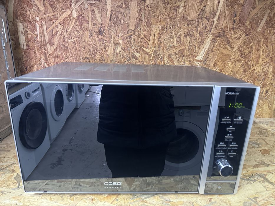 Мікрохвильова піч Caso