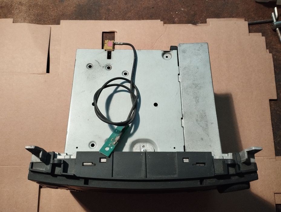 Mercedes Sprinter 906 radio z bluetooth Mf2830