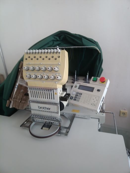 Вишивальна машинка Brother BE-120-1B-AC-PC