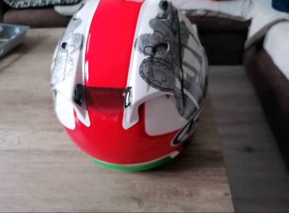 Capacete ducati arai