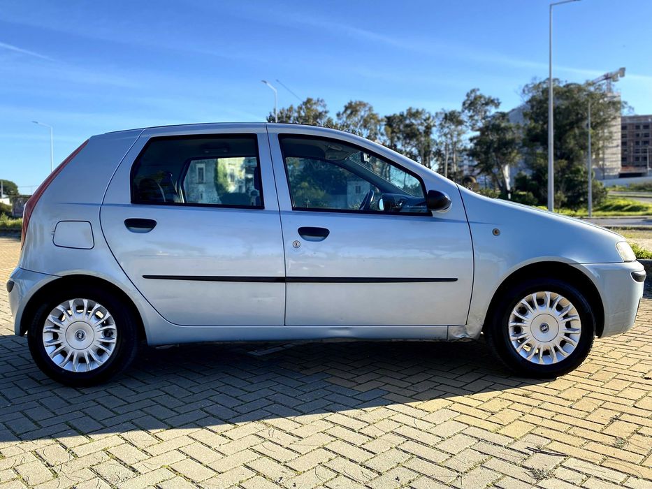 Fiat Punto 1.2 16V HLX