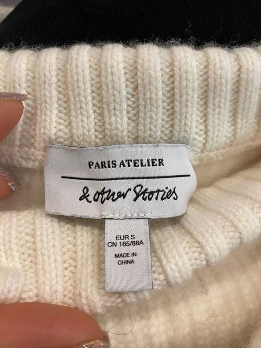 Светр жіночий тепленький