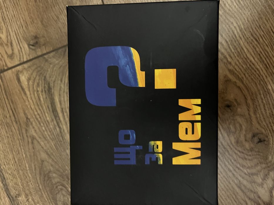 Карткова настільна гра «Що за мем»
