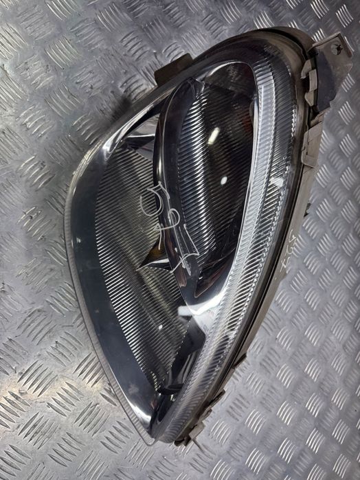 Фара правая  Mercedes W168  A class A1688201861