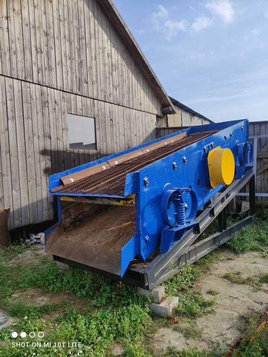 Przesiewacz do ziemi/piachu