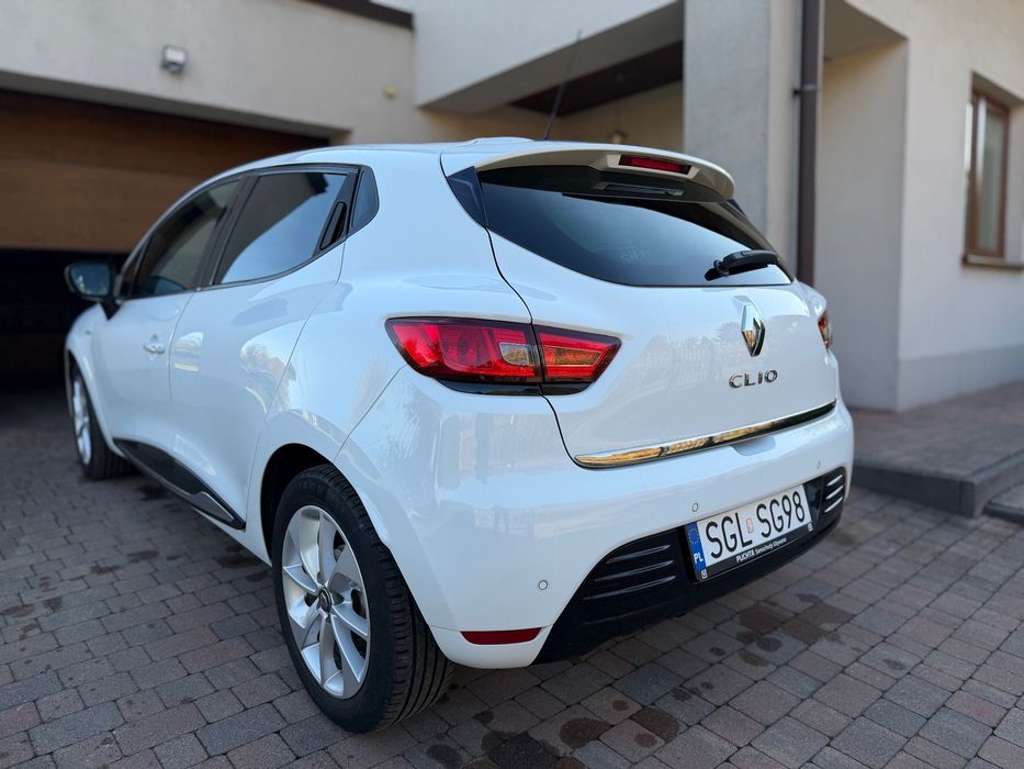 Renault Clio Auto kupione w polskim salonie