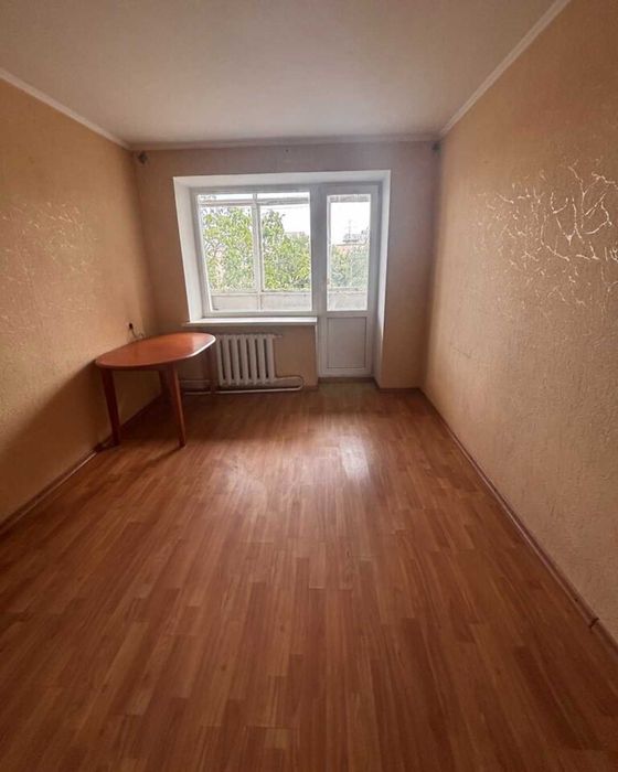 Продам 1к квартиру на вул. О.Бурбело 4374