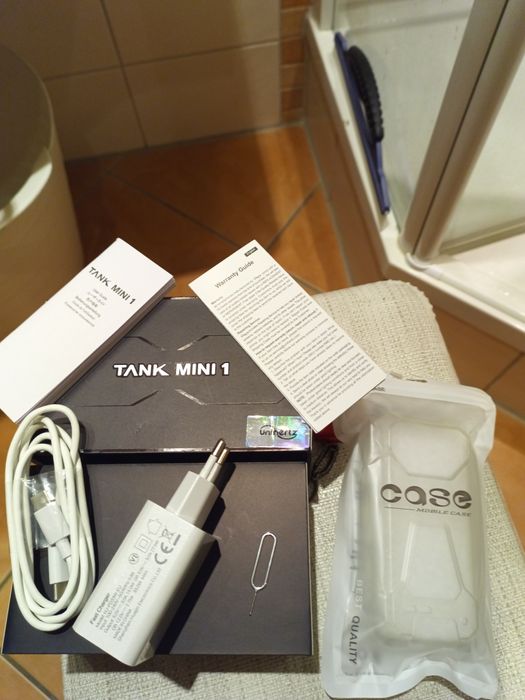 Tank mini 1 смартфон