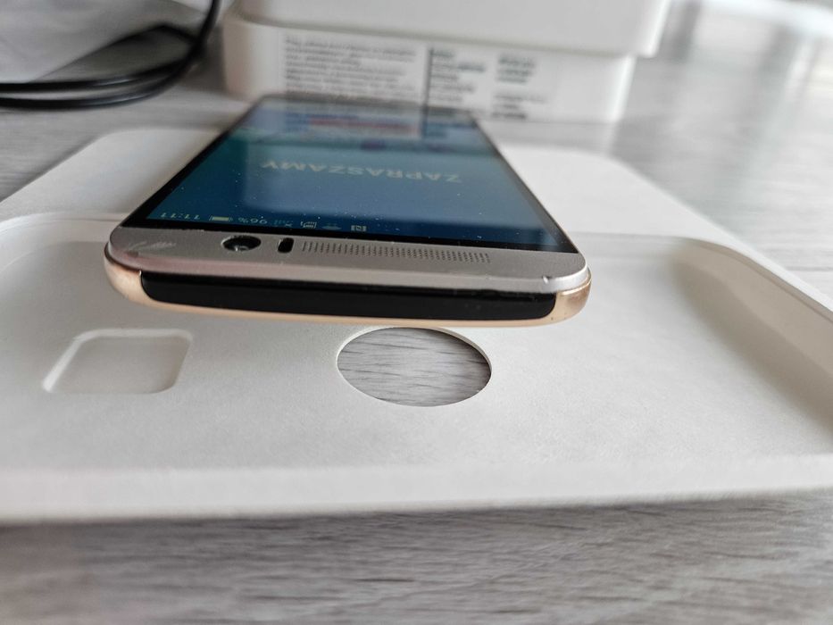 Smartfon HTC ONE M9