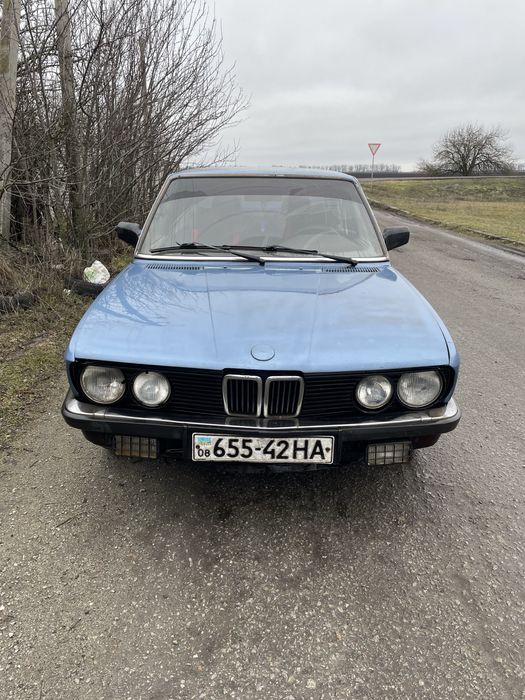 Продам БМВ 518 1985 года