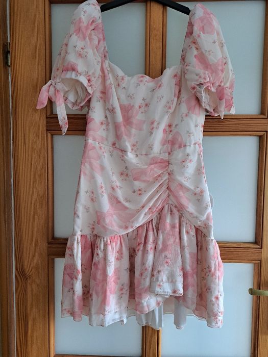 Sukienka Lou M nowa  z metką