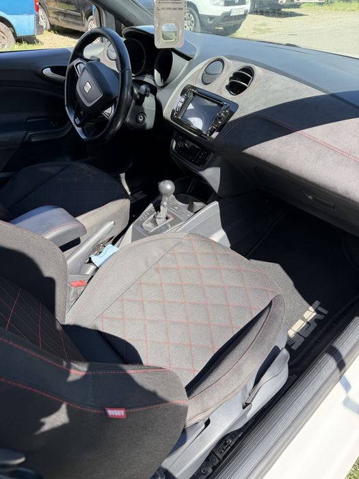 Seat Ibiza Bocanegra (лімітована та спортивна модифікація хетчбека)