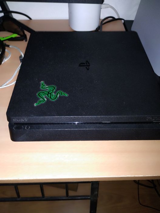 Ps4 com 865 gb de espaço