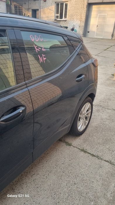 Chevrolet bolt euv (шевроле болт) двери в цвет