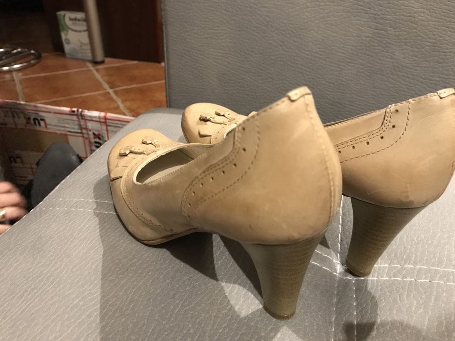 Szpilki skóra R 35 wysyłka