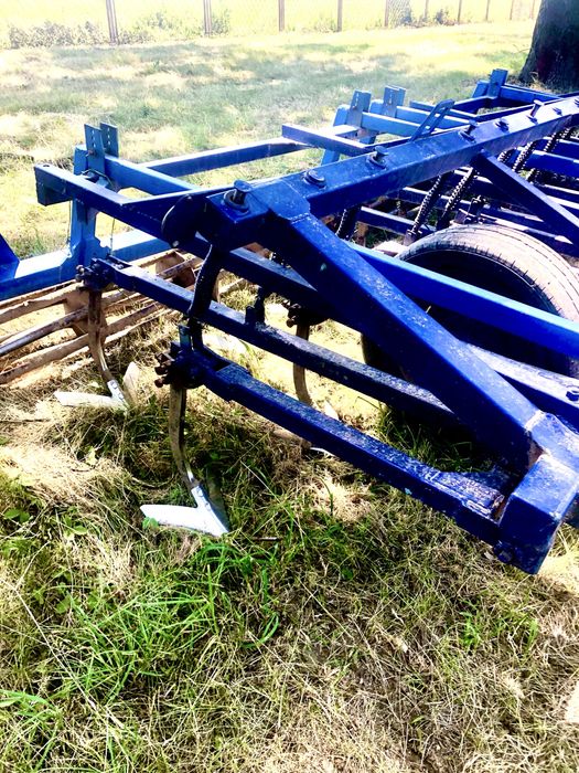 Култіватор 4.2 навесний……….