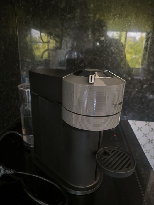 Máquina de café + Espumador de leite