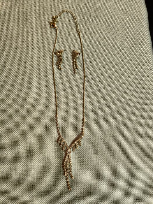 Śliczny zestaw ślubny kolczyki + naszyjnik