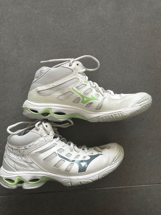 Sapatilhas Mizuno Wave Voltage Mid - Tamanho 37