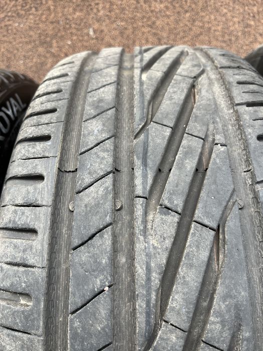 Шини Uniroyal 225/45/17  з дисками