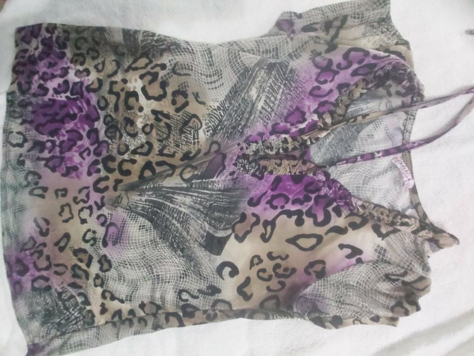 Blusas senhora seminovas