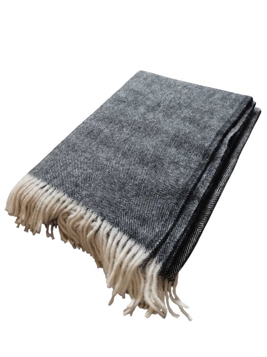 narzuta pled koc wełniany 100% wełna gramatura 380gr 160x200 polski