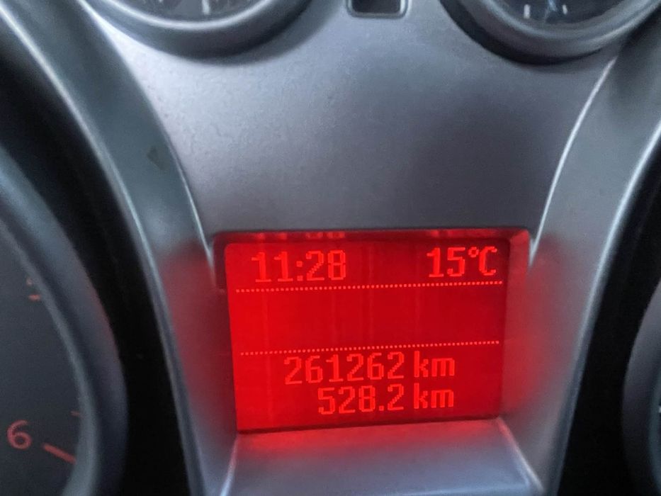Ford Focus 1.6 TDCI SW Titanium IVA Dedutível