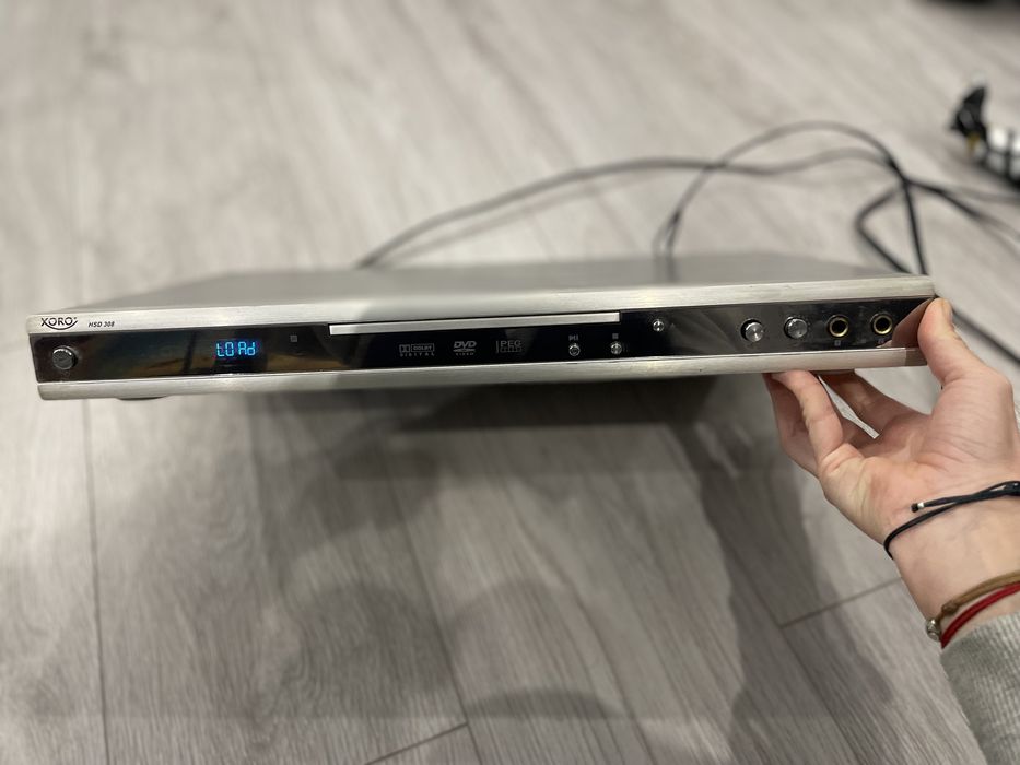 Програвач XORO DVD у робочому стані