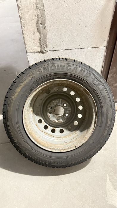 Диски з зимовою резиною на Hundai H100