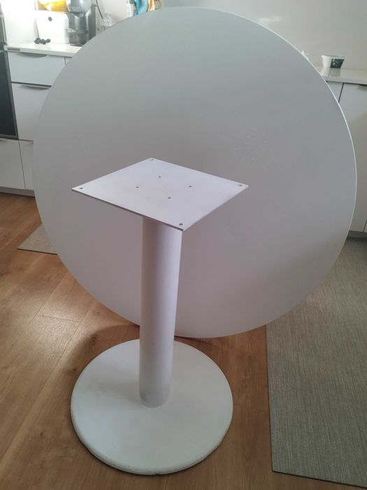 Mesa branco redonda 110cm diâmetro