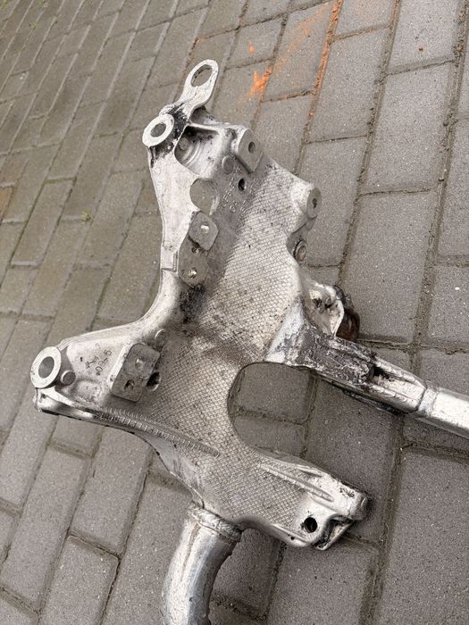 Підрамник Audi A4 B8 2.0T (Дорестайлінг)