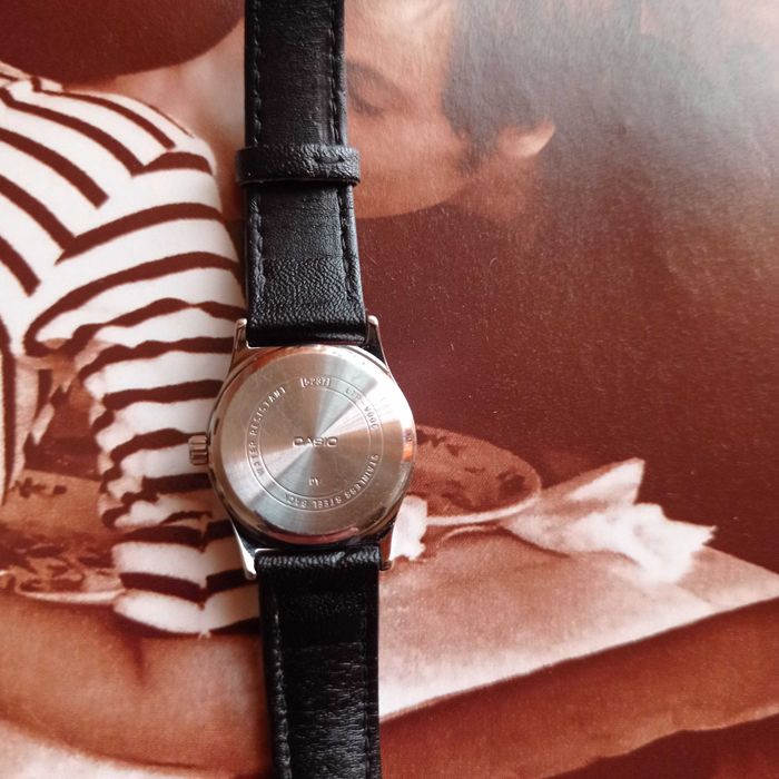 Наручные часы casio LTP - V 006