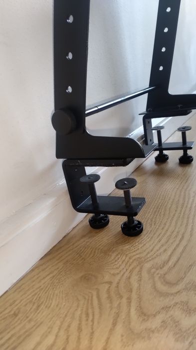 Laptop stand  de mesa