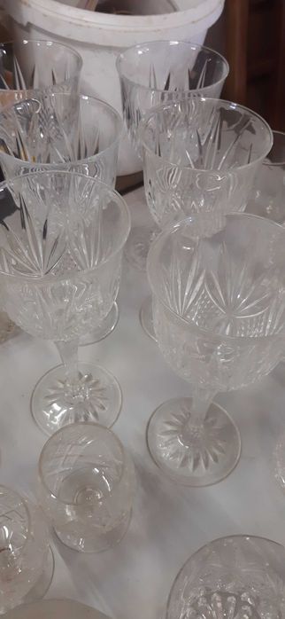 Kryształy różne karafka  kieliszki