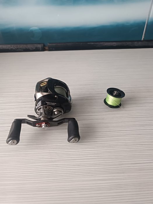 Спінінг кастінговий Shimano Expride 166M-2,  шпуля кастингова тюнингована