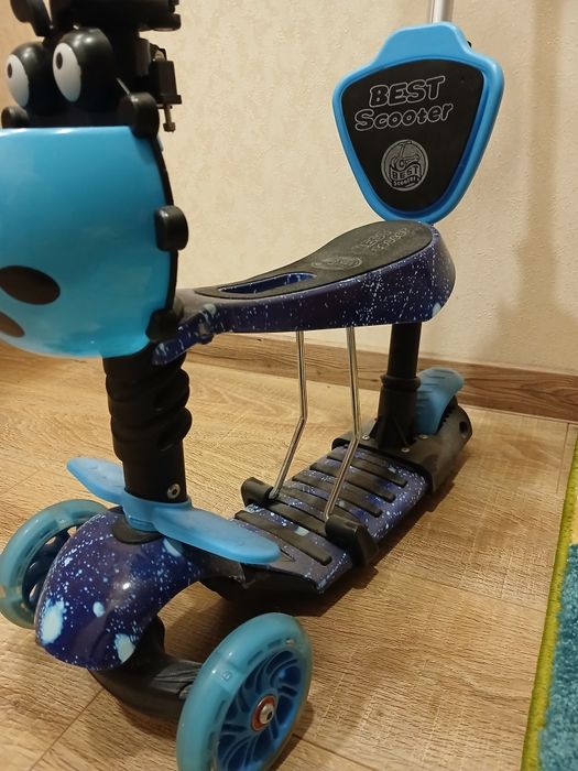 Дитячий самокат для хлопчика