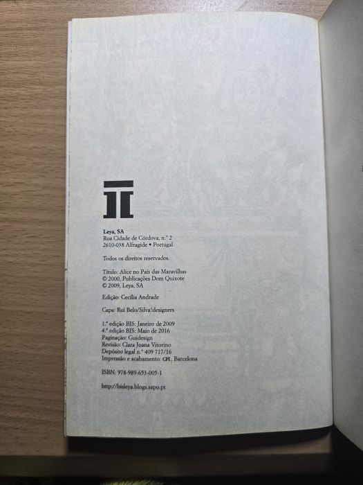 Alice no País das Maravilhas  de Lewis Carroll